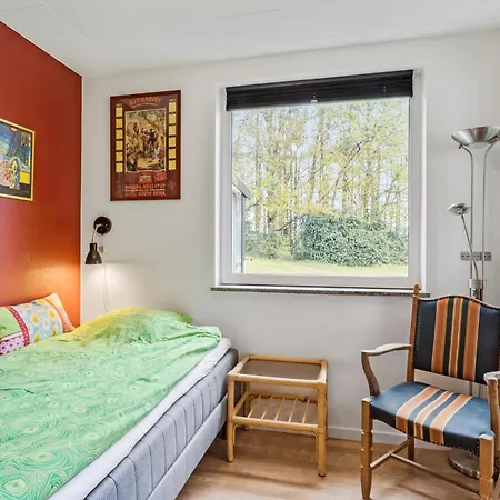 5 Bedroom Front In