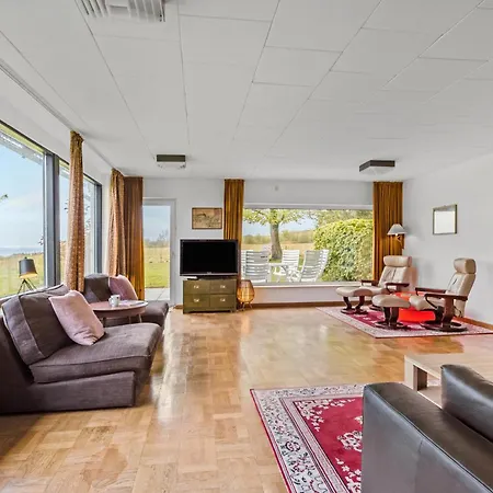 Holiday home 5 Bedroom Front In *